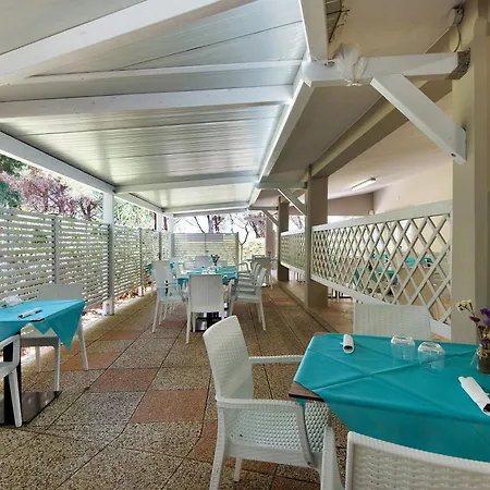 Villaggio Turistico Sole E Mare * Nisporto