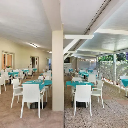 Villaggio Turistico Sole E Mare Nyaraló Nisporto