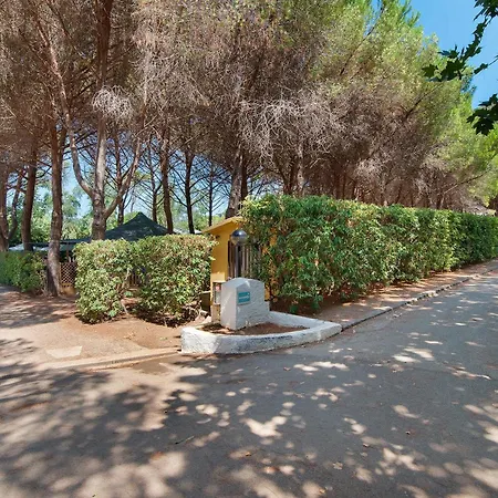 Villaggio Turistico Sole E Mare Nisporto